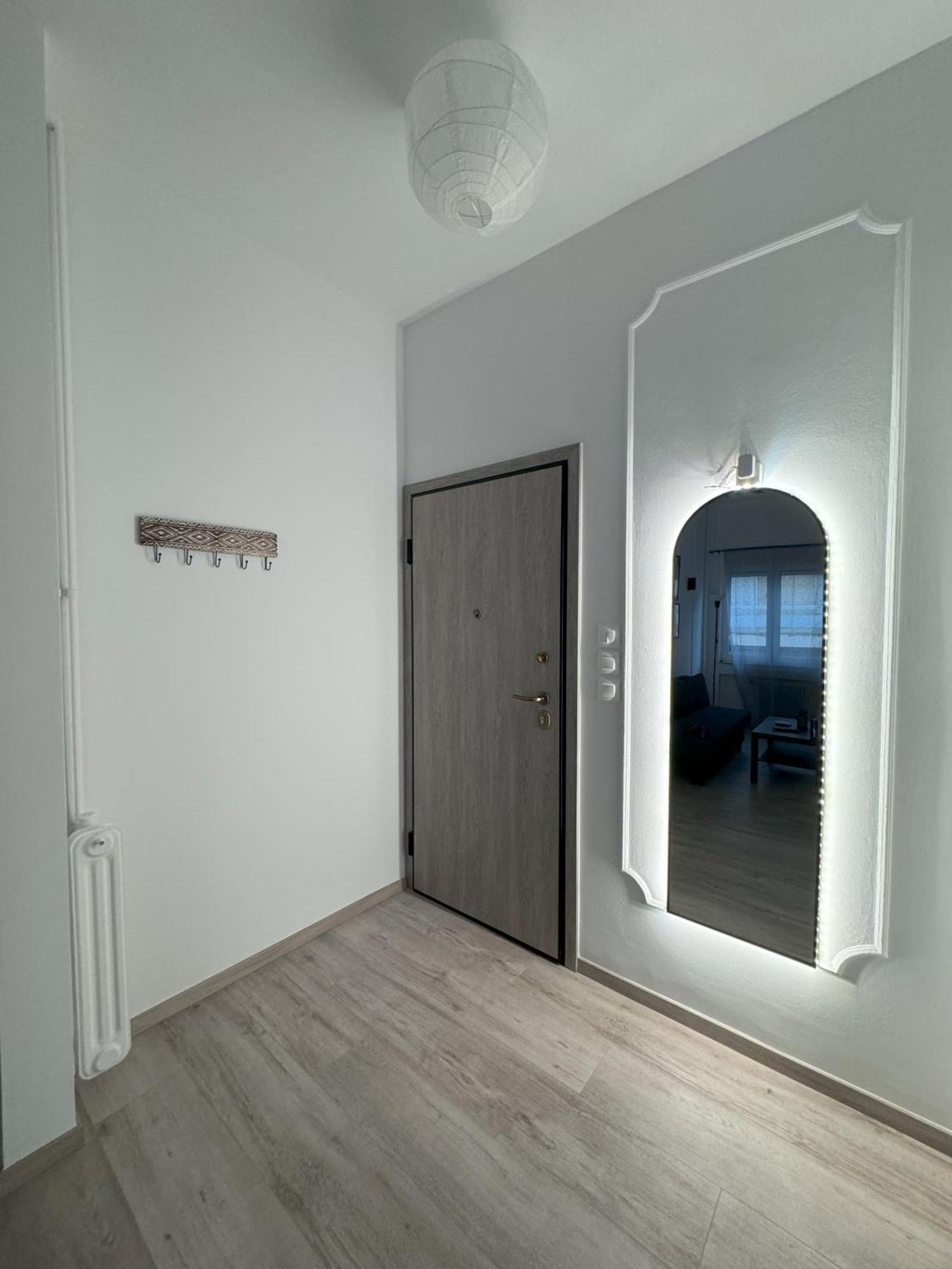Ntinos Apartment Center Exarcheia 雅典 外观 照片