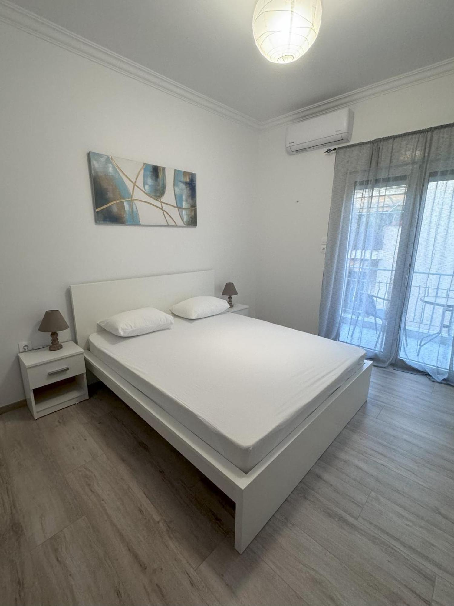Ntinos Apartment Center Exarcheia 雅典 外观 照片