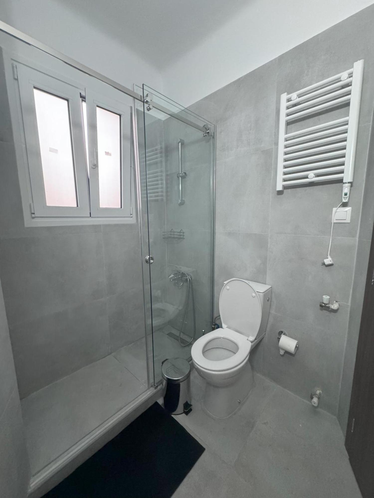 Ntinos Apartment Center Exarcheia 雅典 外观 照片